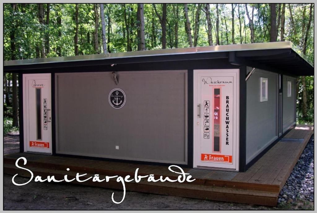 Ddr Klappfix "Familienpalast" Direkt Am Strand Dranske Exterior foto